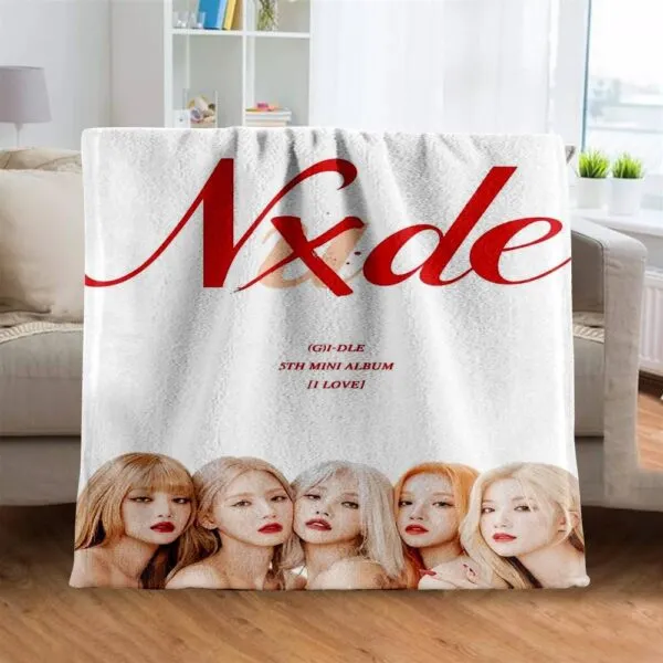 Gidle Blanket